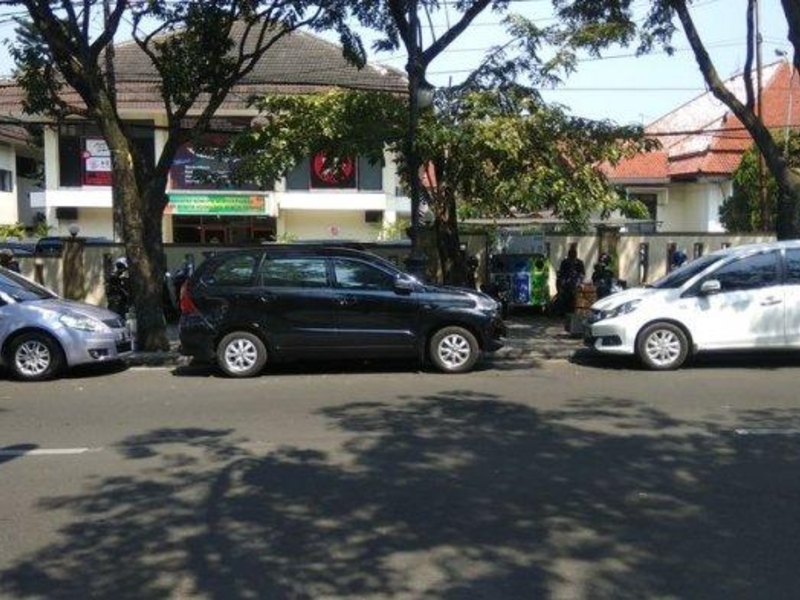 Parkir Liar: Menjual Ruang di Tengah Karut-Marut Transportasi di Bandung