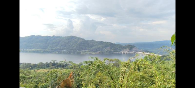 Tempat Santai Dengan view Pemandangan Indah